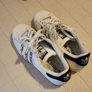 Adidas WomensWhite and Black Patterned Sneakers